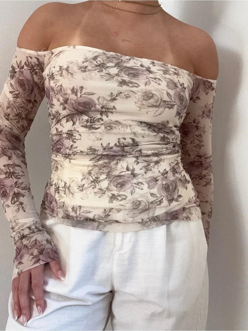 Ardene Off-Shoulder Floral Mesh Top in Cream - Picture 6 of 9